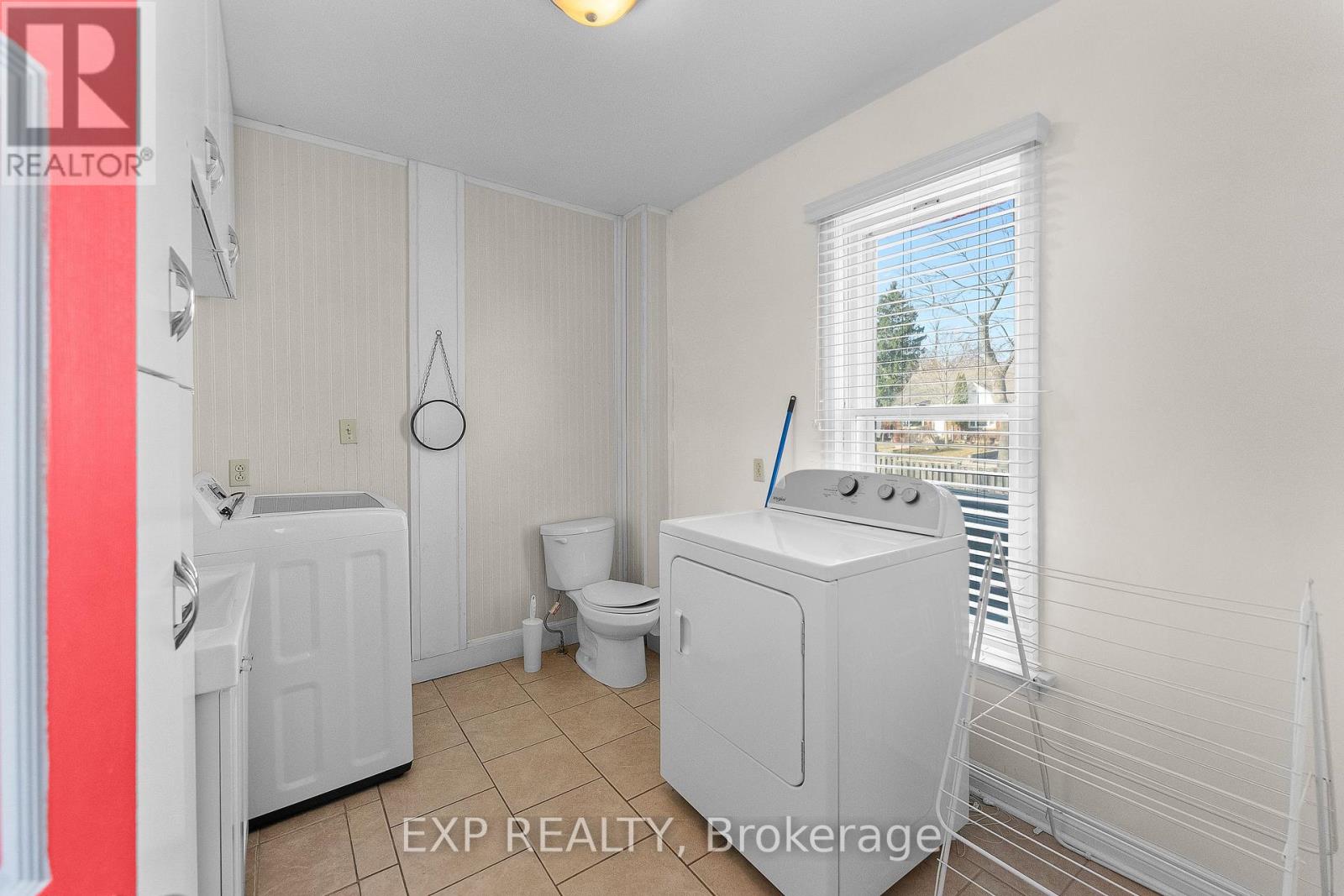 5958 Summer Street, Niagara Falls, Ontario  L2G 1M3 - Photo 19 - X13643720