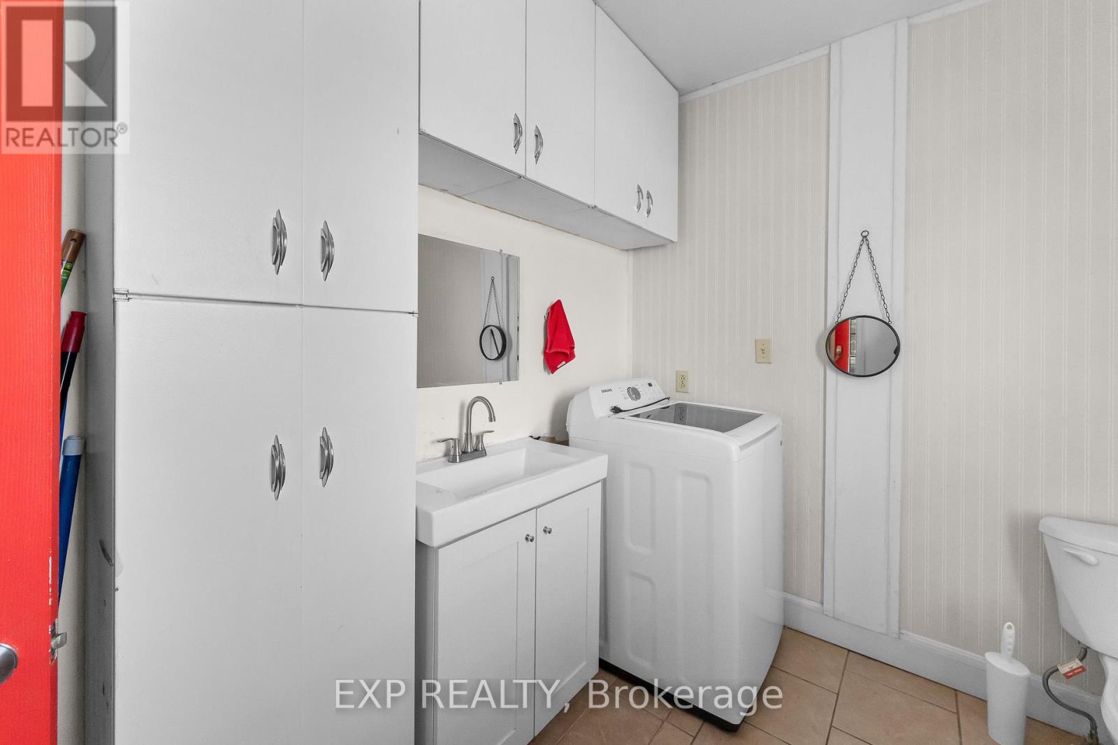 5958 Summer Street, Niagara Falls, Ontario  L2G 1M3 - Photo 20 - X13643720