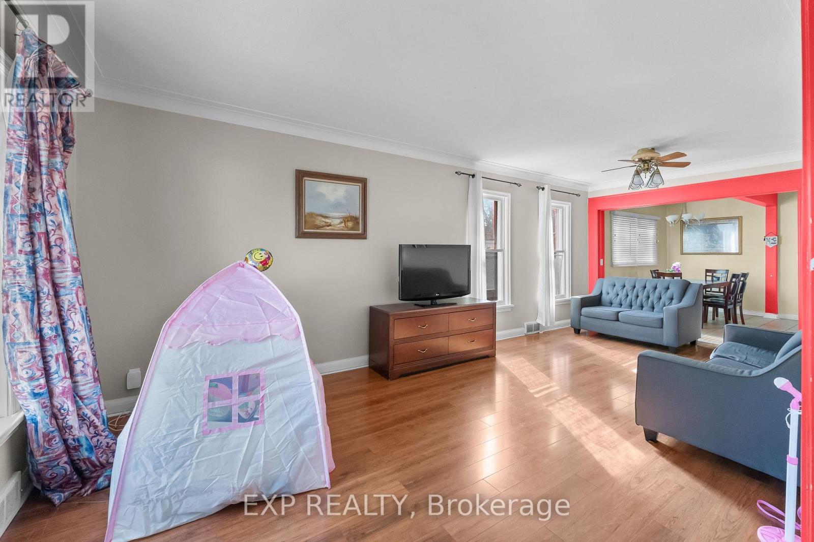 5958 Summer Street, Niagara Falls, Ontario  L2G 1M3 - Photo 6 - X13643720
