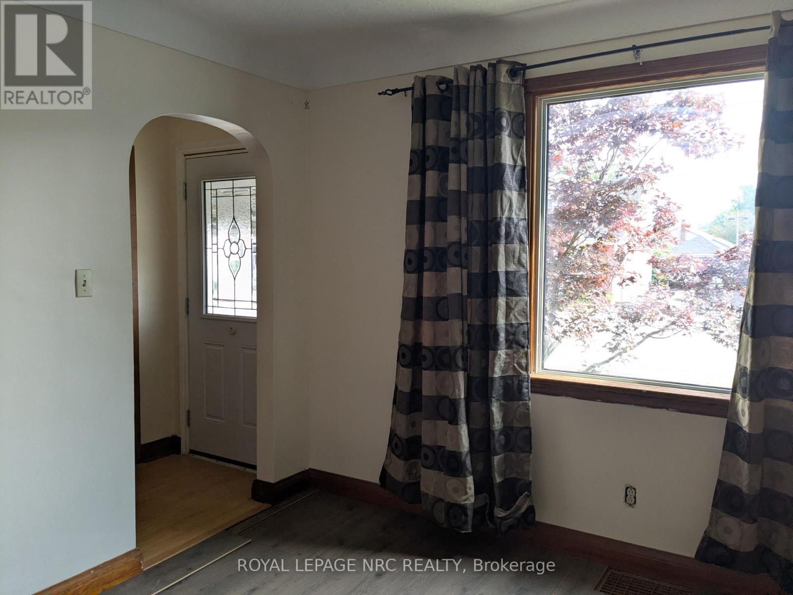 Upper - 187 Neff Street, Port Colborne, Ontario  L3K 3T7 - Photo 3 - X13643778