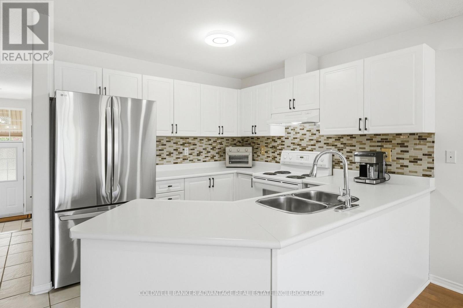 529 St Lawrence Drive, Welland, Ontario  L3C 7H9 - Photo 9 - X13644202