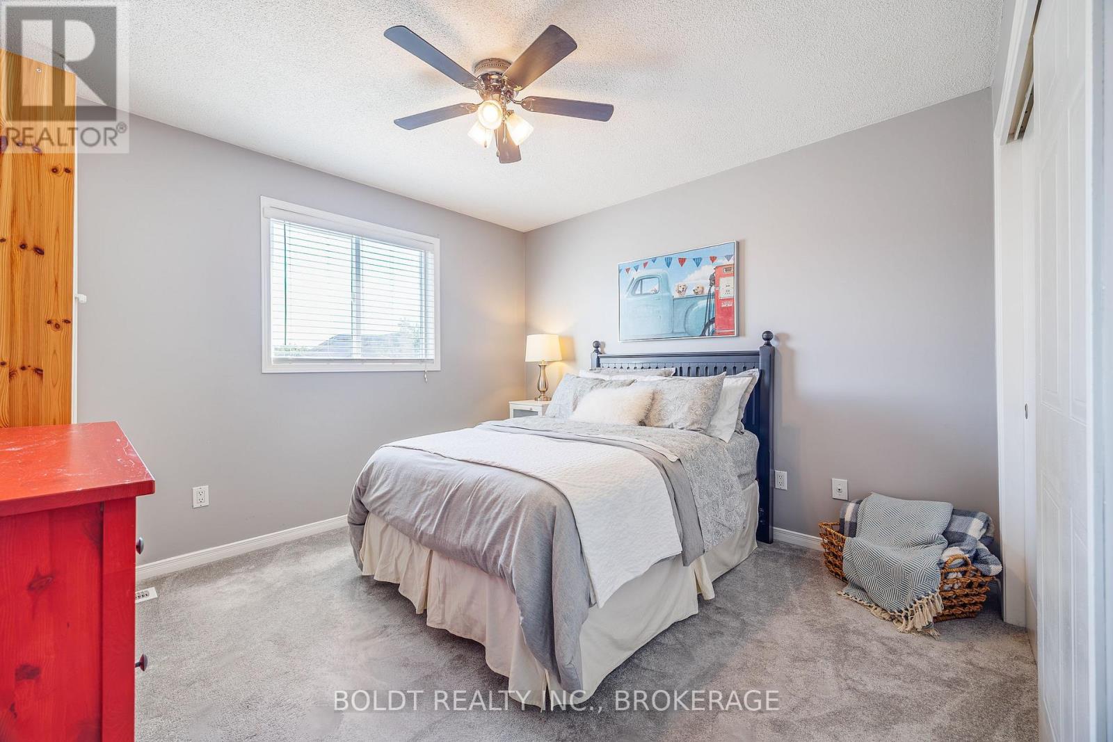 86 Devine Crescent, Thorold, Ontario  L2V 5A4 - Photo 13 - X13644346