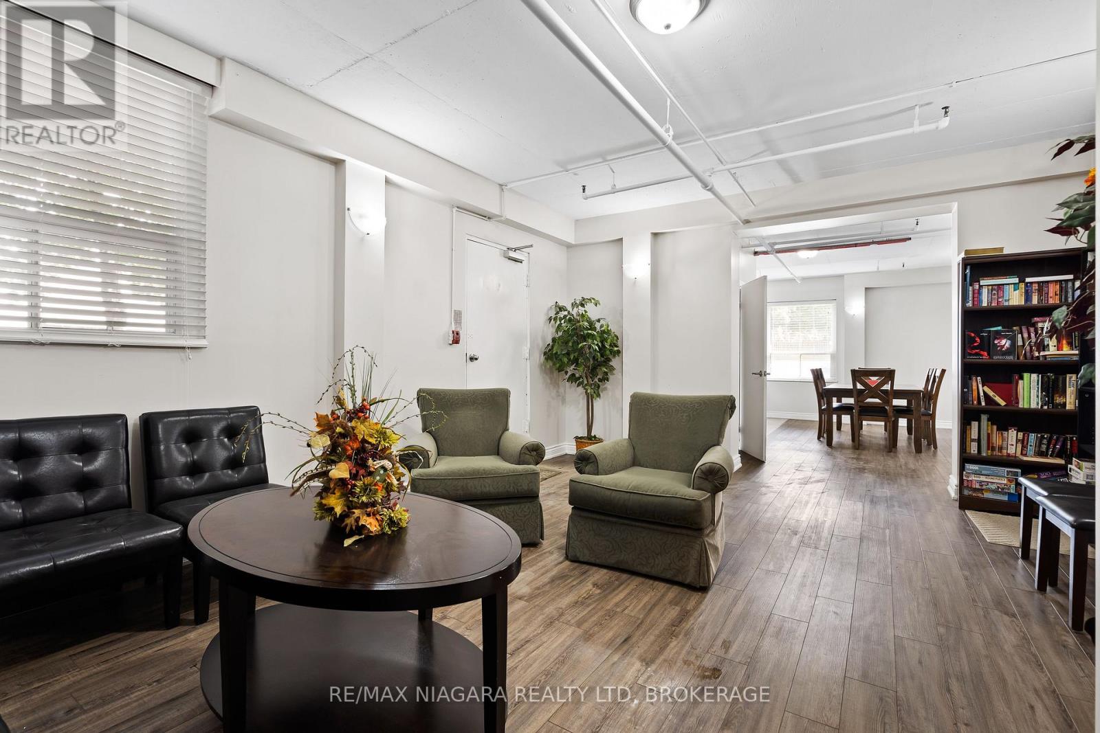 205 - 6390 Huggins Street, Niagara Falls, Ontario  L2J 1H1 - Photo 17 - X13644348