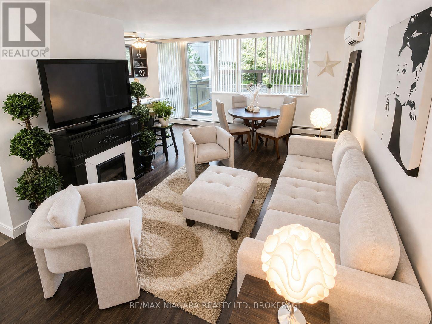 205 - 6390 Huggins Street, Niagara Falls, Ontario  L2J 1H1 - Photo 3 - X13644348