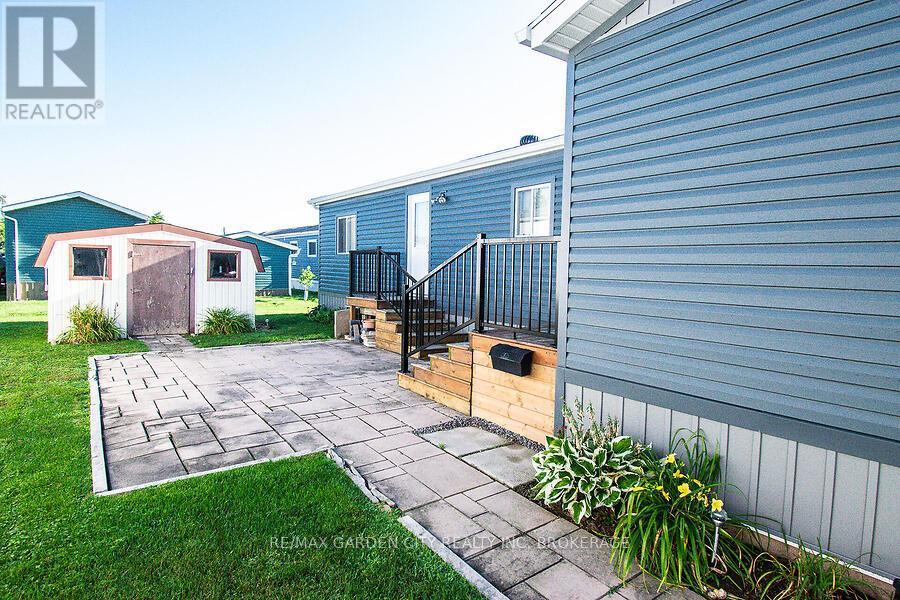 4585 Rachael Lane, Lincoln, Ontario  L3J 0W1 - Photo 3 - X13644392