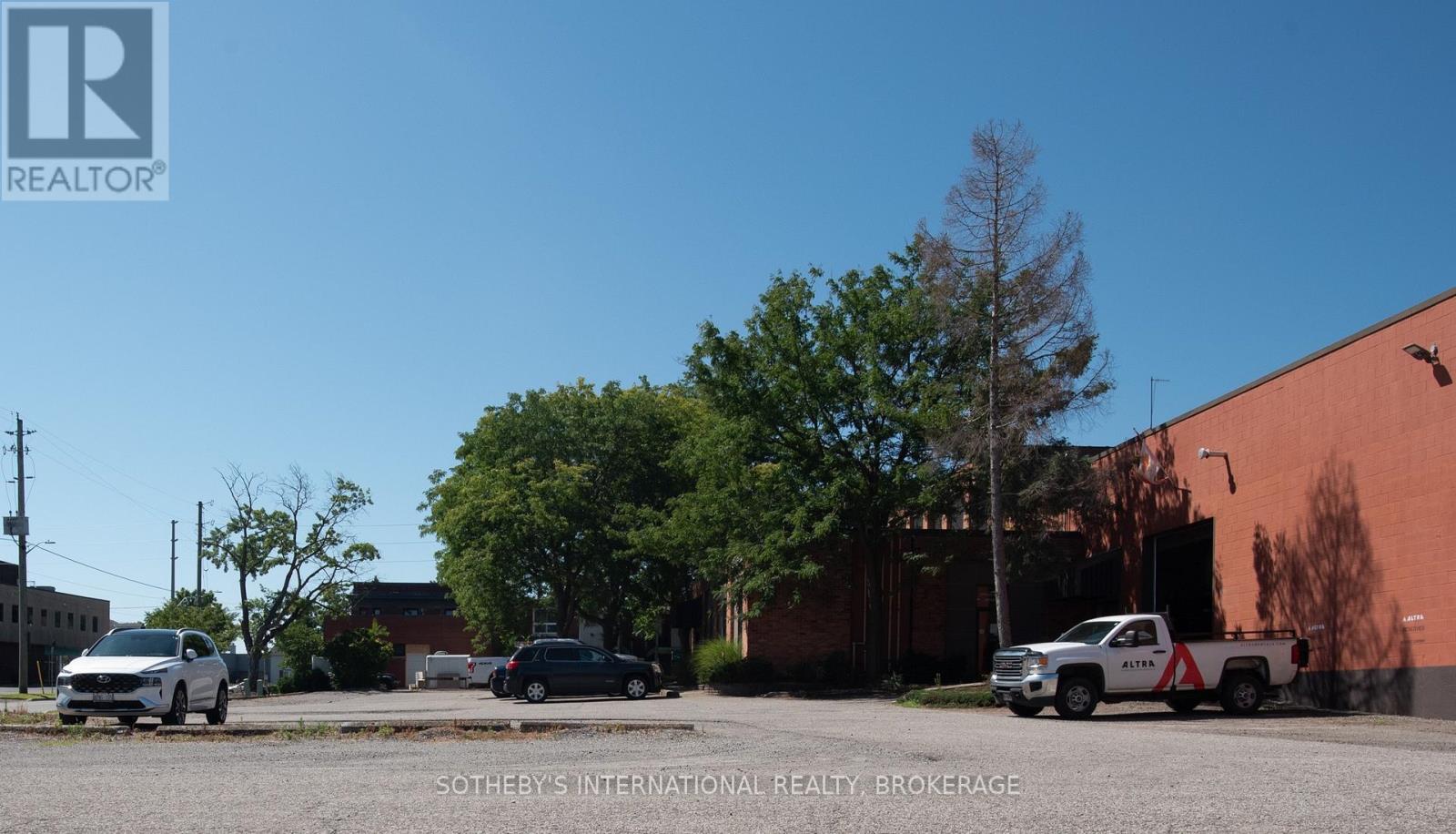 1 - 243 Church Street, St. Catharines, Ontario  L2R 3E8 - Photo 4 - X13644730