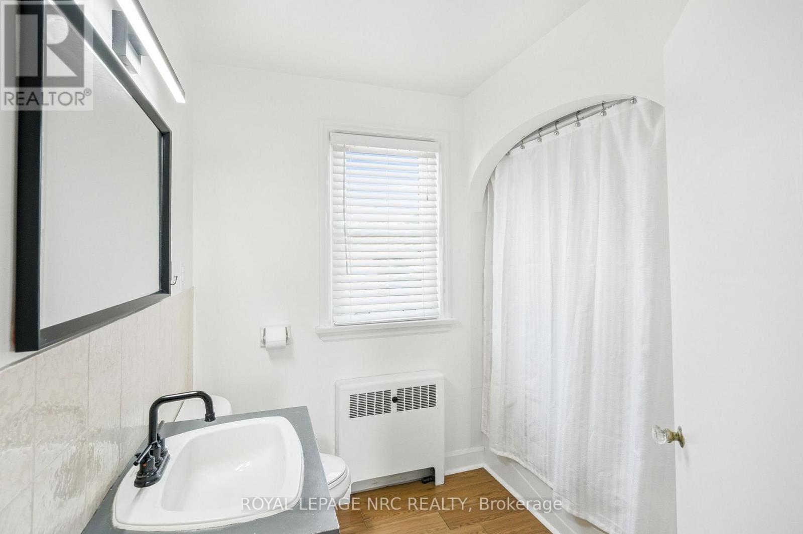 4939 Hamilton Street, Niagara Falls, Ontario  L2E 2V9 - Photo 10 - X13644738