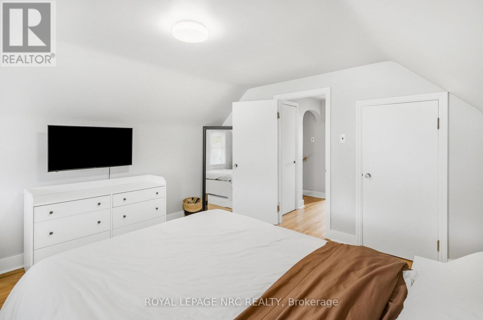 4939 Hamilton Street, Niagara Falls, Ontario  L2E 2V9 - Photo 18 - X13644738