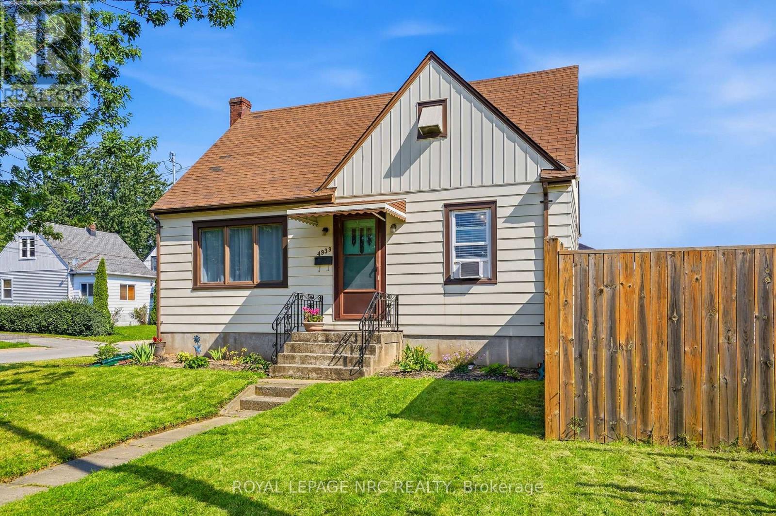 4939 Hamilton Street, Niagara Falls, Ontario  L2E 2V9 - Photo 3 - X13644738