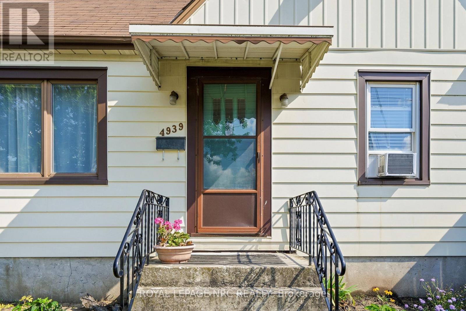 4939 Hamilton Street, Niagara Falls, Ontario  L2E 2V9 - Photo 4 - X13644738