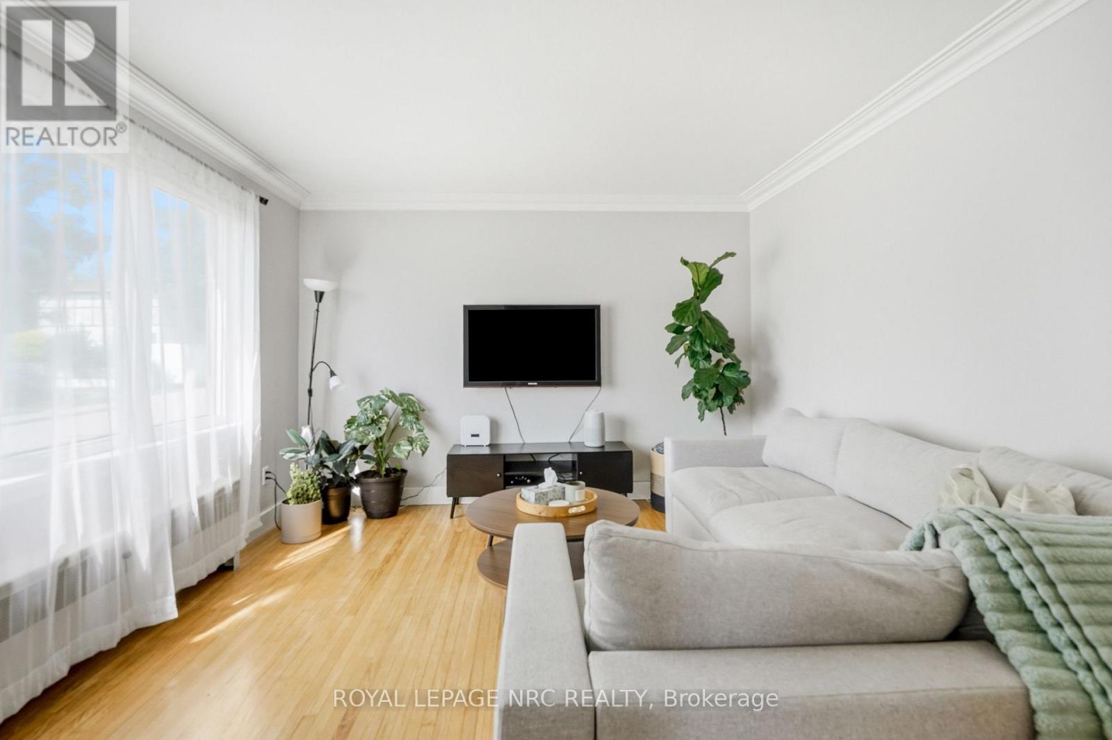 4939 Hamilton Street, Niagara Falls, Ontario  L2E 2V9 - Photo 6 - X13644738
