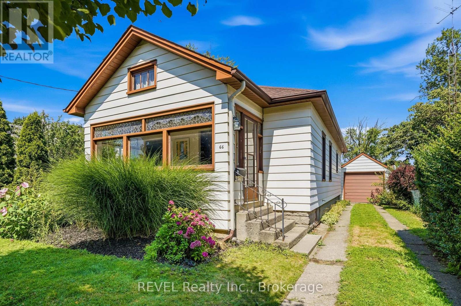 66 Permilla Street, St. Catharines, Ontario  L2S 2G3 - Photo 3 - X13645234