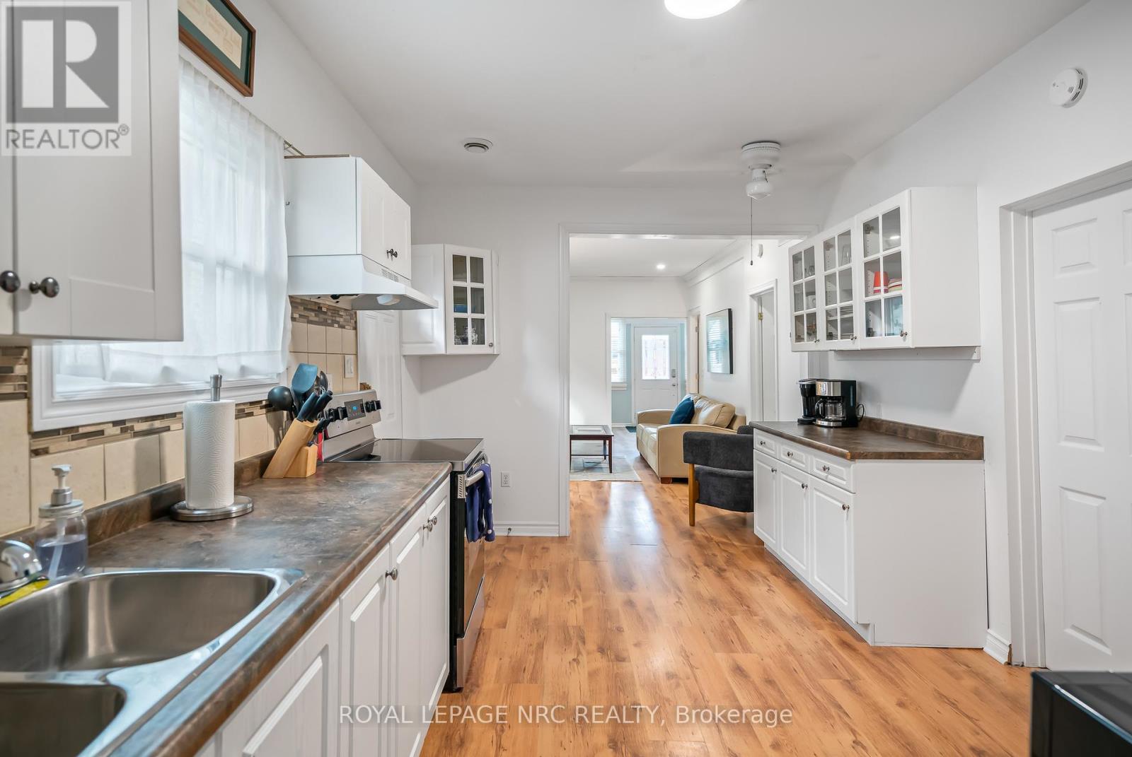 310 Eastwood Avenue, Fort Erie, Ontario  L0S 1B0 - Photo 9 - X13645392