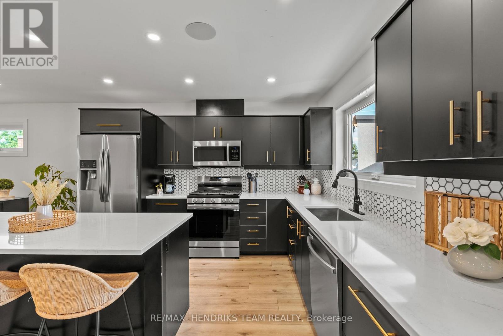 24 Prospect Avenue, St. Catharines, Ontario  L2M 5K1 - Photo 12 - X13646006