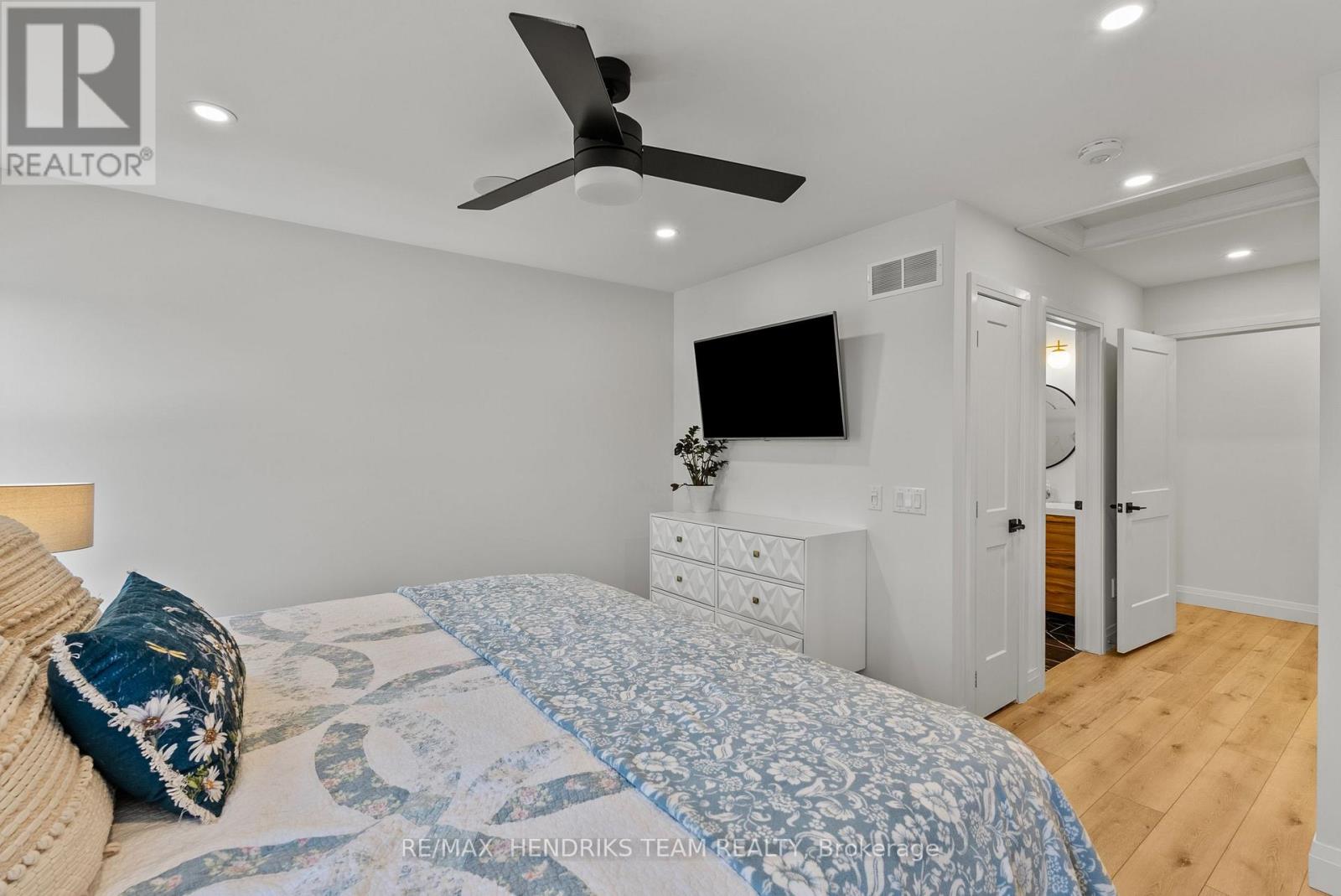24 Prospect Avenue, St. Catharines, Ontario  L2M 5K1 - Photo 19 - X13646006