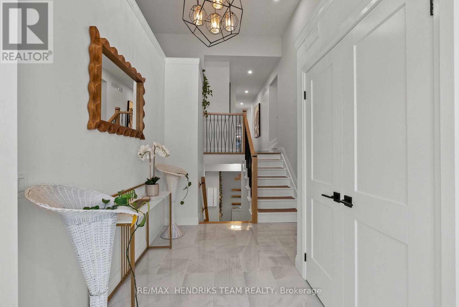 24 Prospect Avenue, St. Catharines, Ontario  L2M 5K1 - Photo 6 - X13646006
