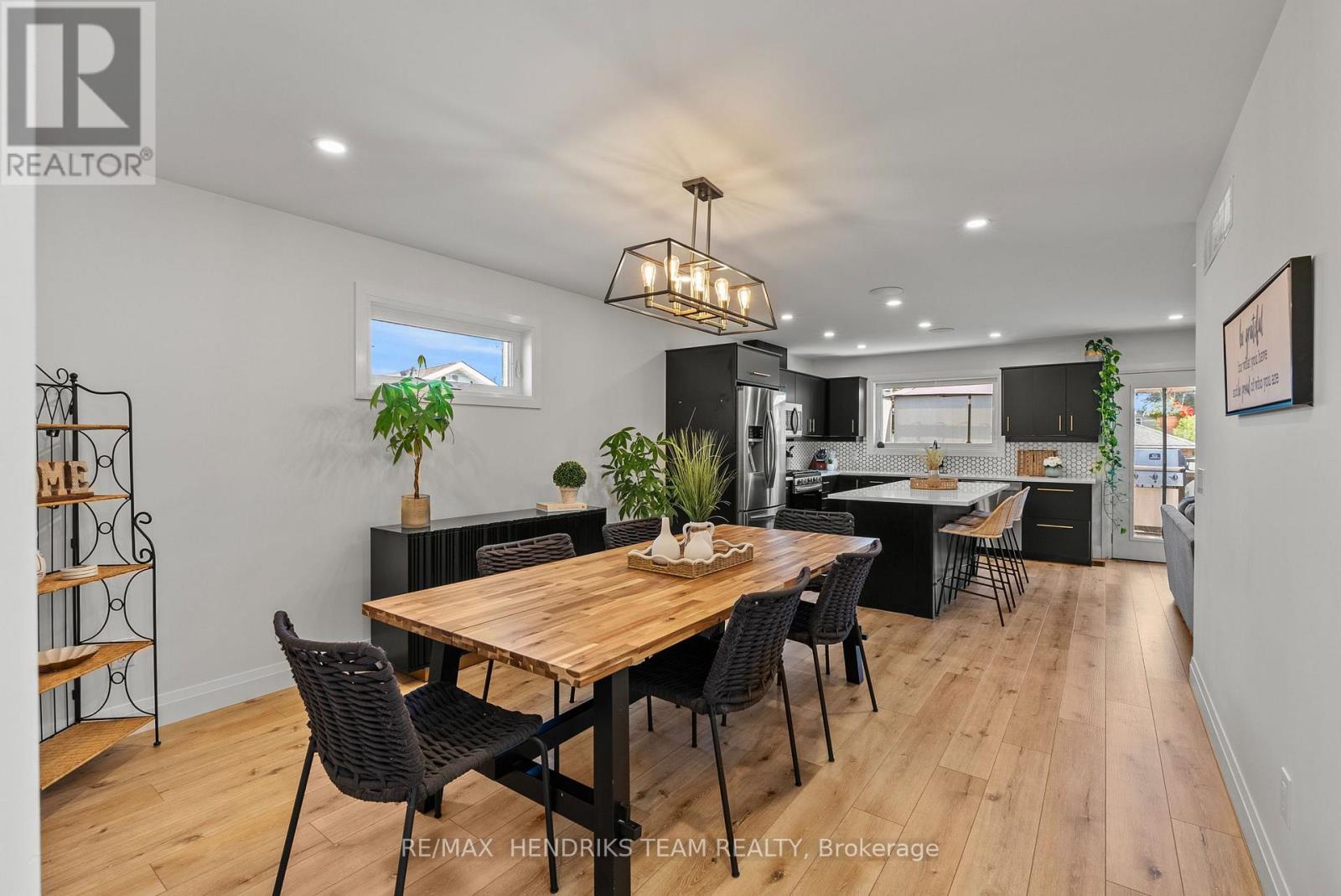 24 Prospect Avenue, St. Catharines, Ontario  L2M 5K1 - Photo 8 - X13646006