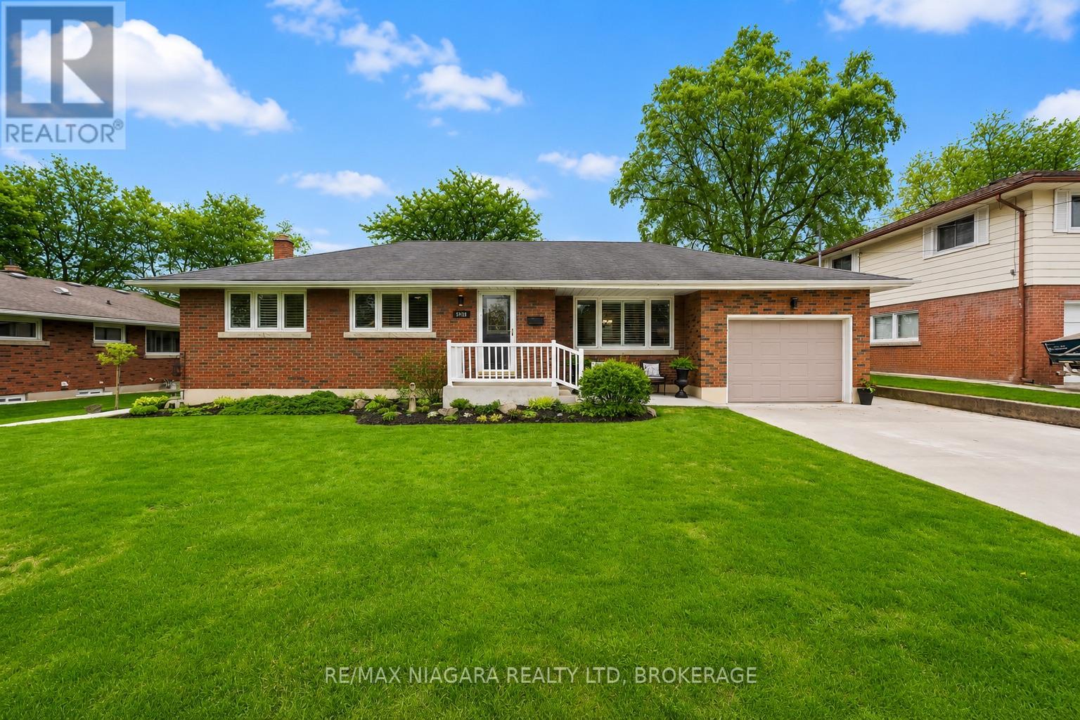 5938 STEVENS STREET, Niagara Falls, Ontario