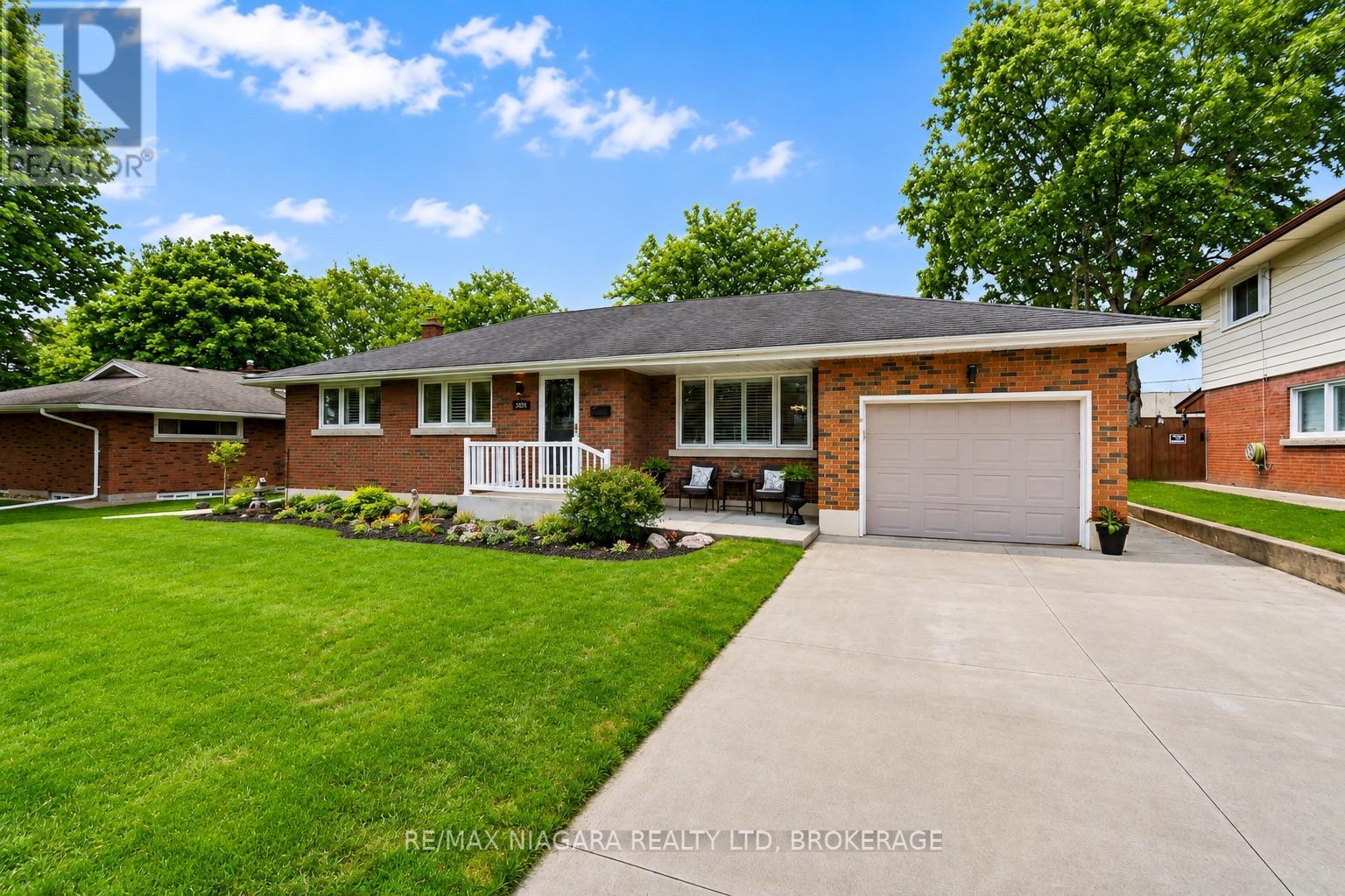 5938 Stevens Street, Niagara Falls, Ontario  L2E 3A3 - Photo 2 - X13646932