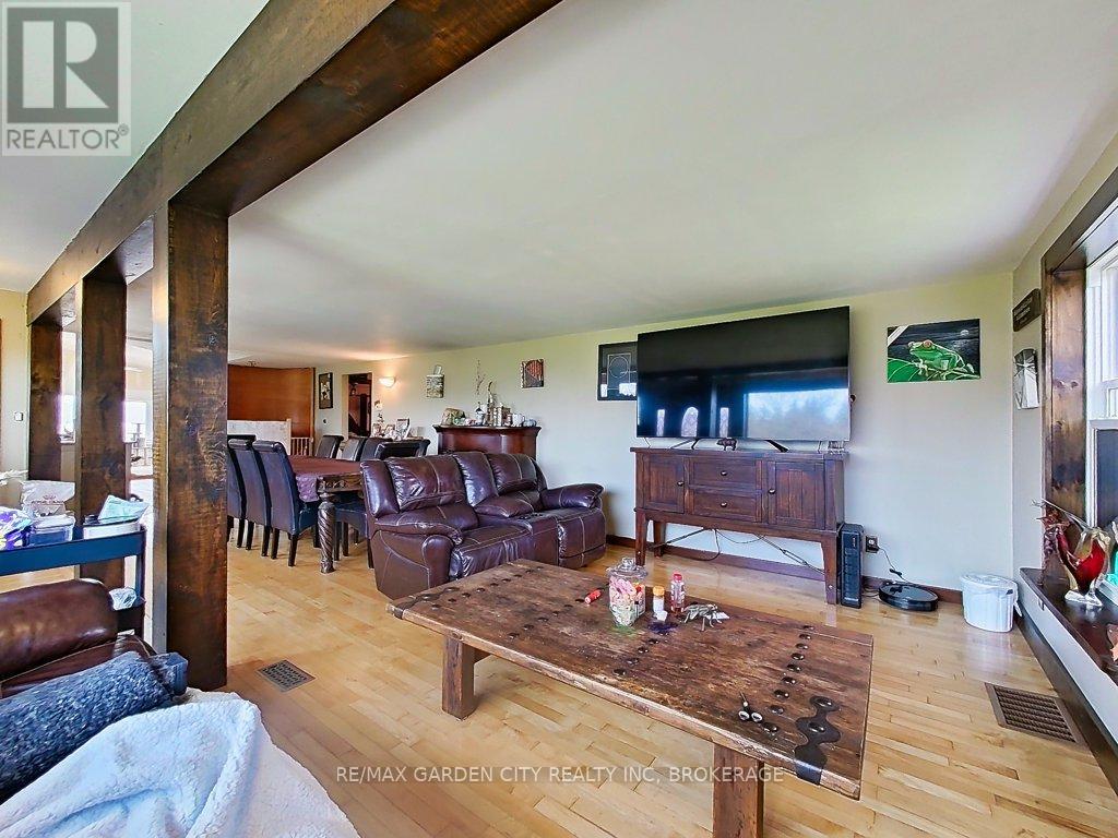1030 Metler Road, Pelham, Ontario  L0S 1C0 - Photo 10 - X13647170