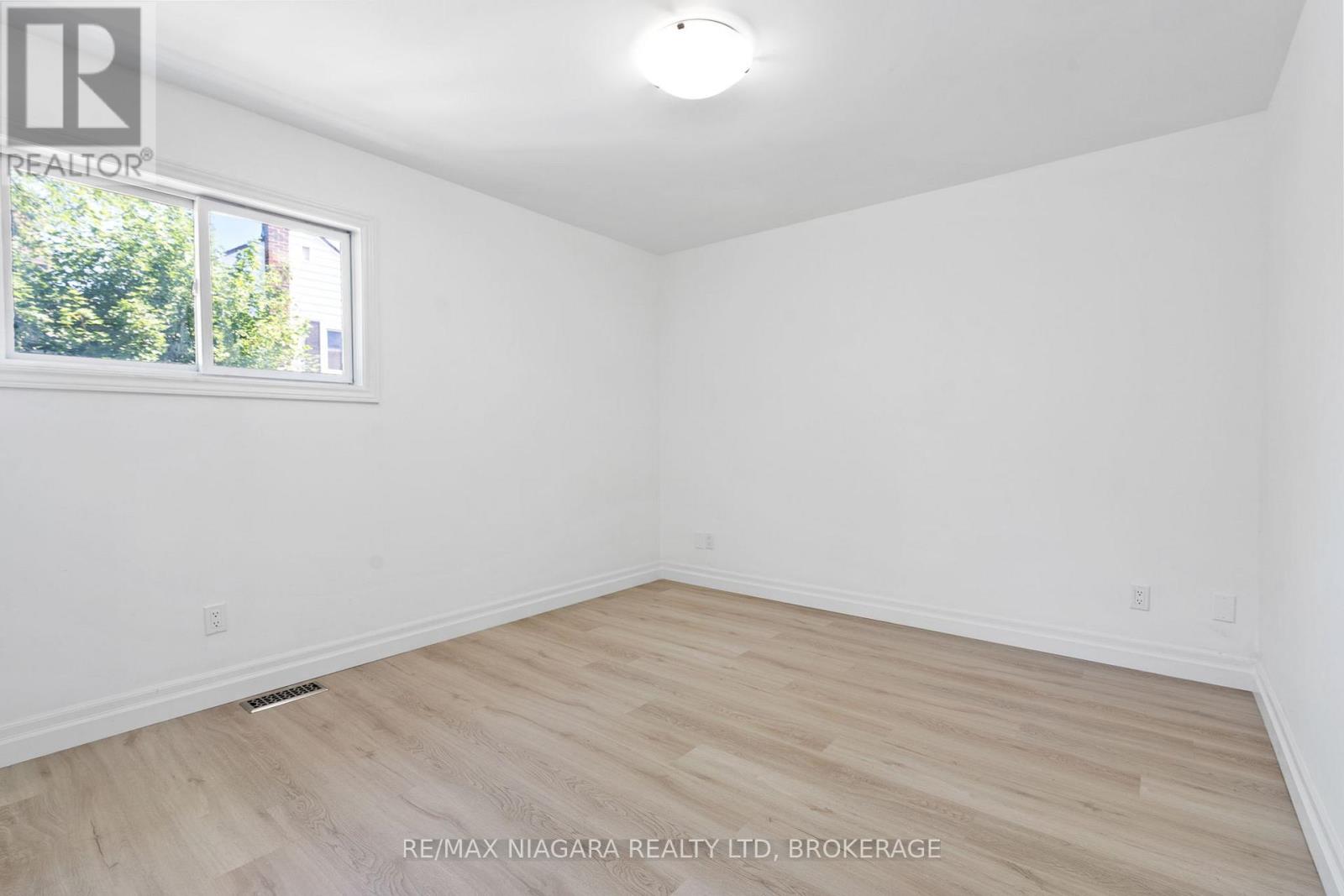 46a Pelham Road, St. Catharines, Ontario  L2S 1R4 - Photo 10 - X13647288