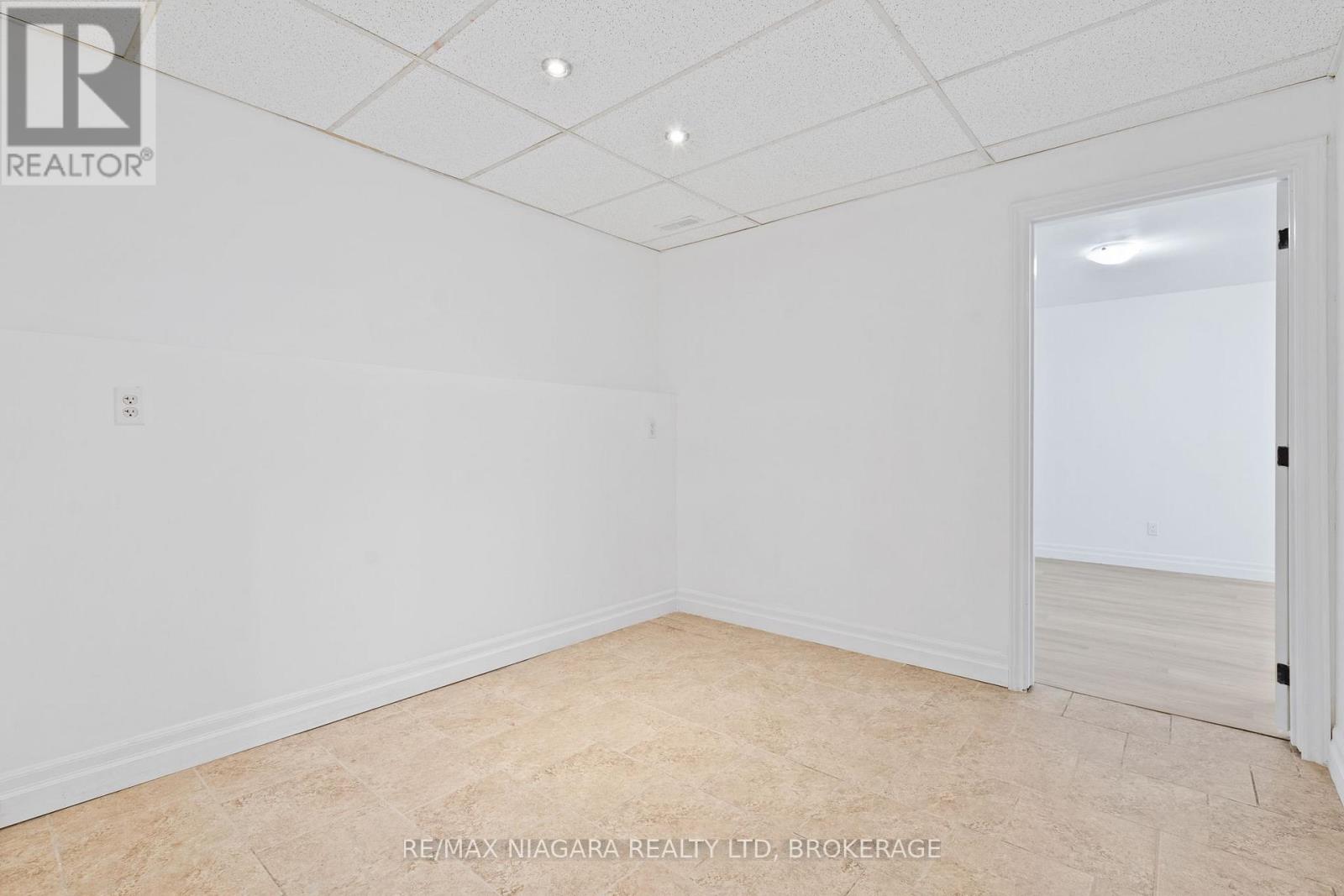 46a Pelham Road, St. Catharines, Ontario  L2S 1R4 - Photo 15 - X13647288