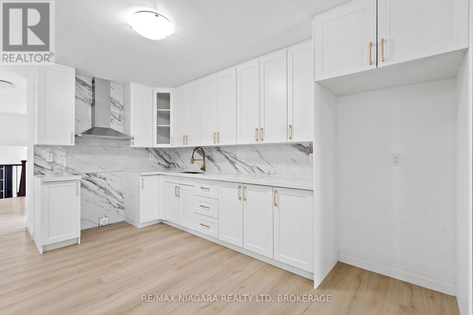 46a Pelham Road, St. Catharines, Ontario  L2S 1R4 - Photo 8 - X13647288