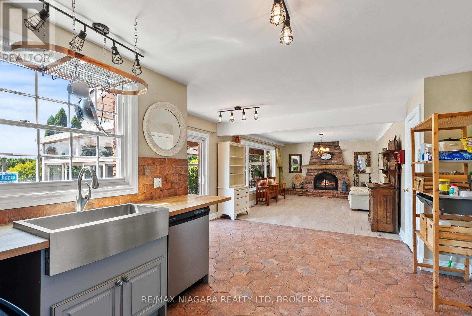21 Garrison Village Drive, Niagara-On-The-Lake, Ontario  L0S 1J0 - Photo 16 - X13644454