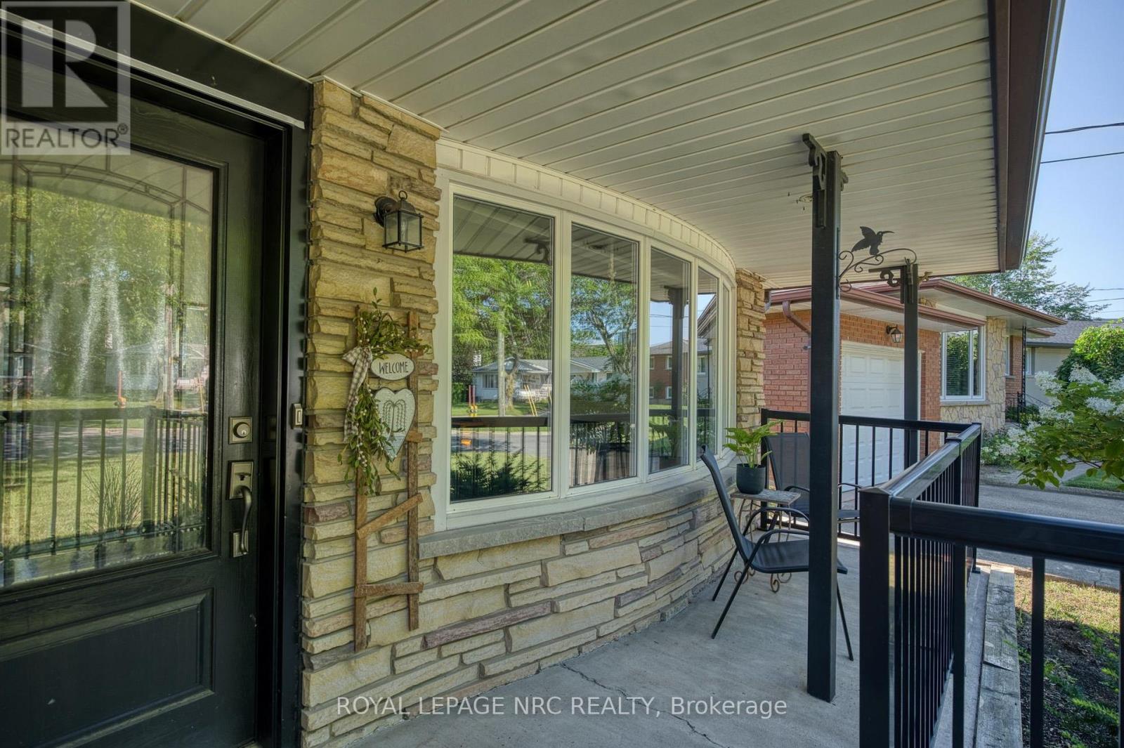 85 Regent Drive, St. Catharines, Ontario  L2M 3L9 - Photo 4 - X13647592