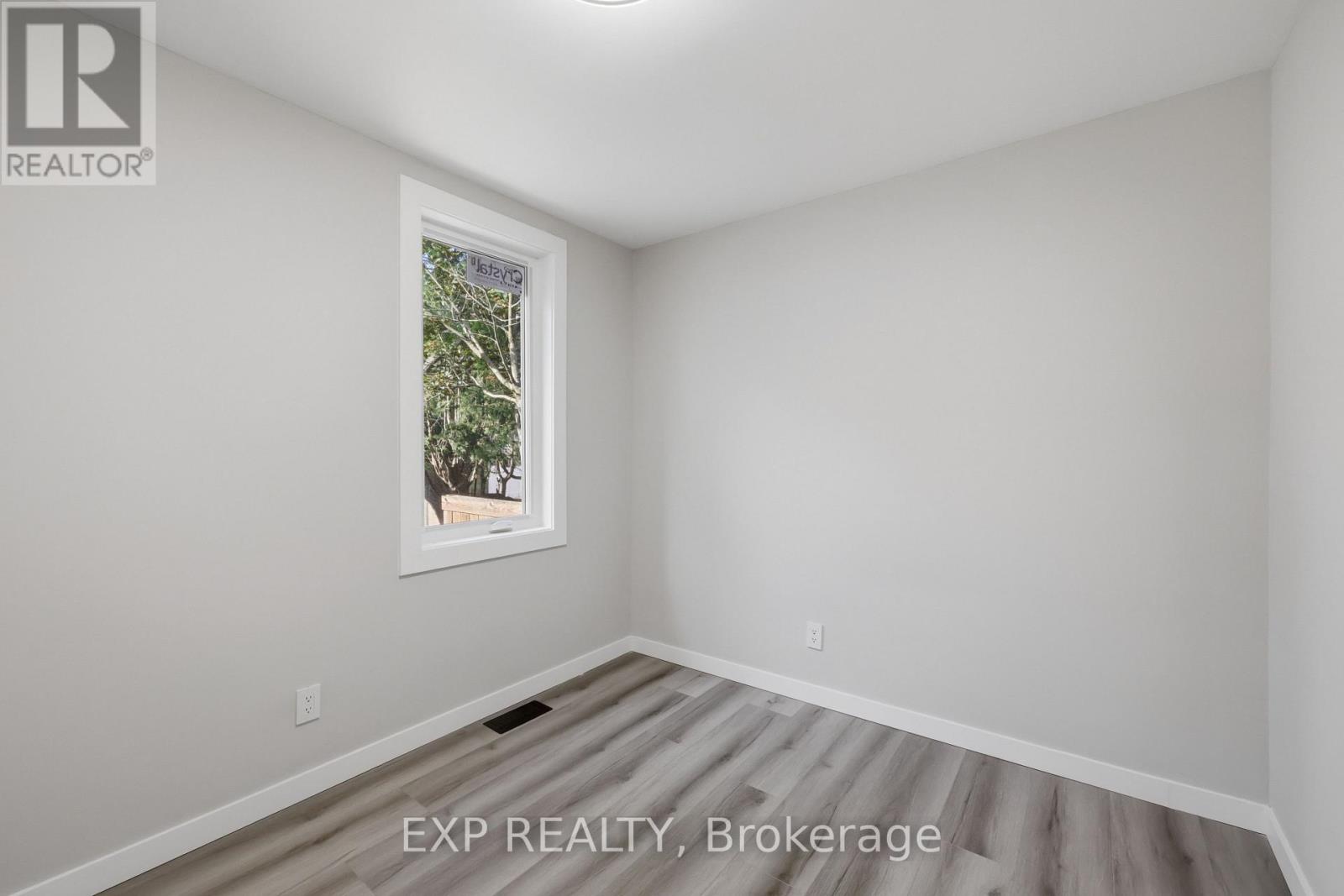 70 Mackay Avenue, London South, Ontario  N6J 2V5 - Photo 13 - X13647780