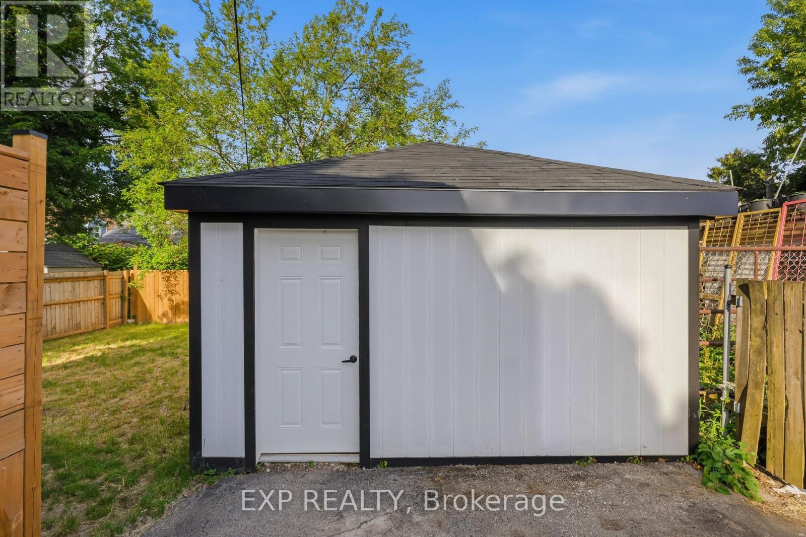 70 Mackay Avenue, London South, Ontario  N6J 2V5 - Photo 31 - X13647780