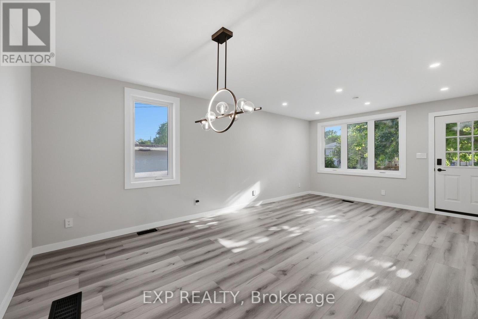 70 Mackay Avenue, London South, Ontario  N6J 2V5 - Photo 6 - X13647780