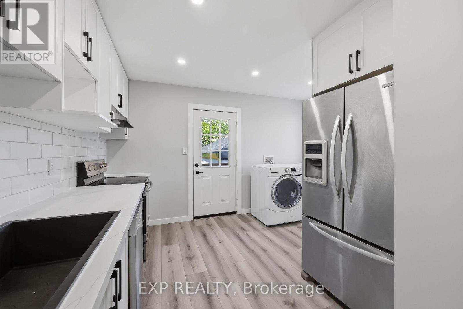 70 Mackay Avenue, London South, Ontario  N6J 2V5 - Photo 7 - X13647780