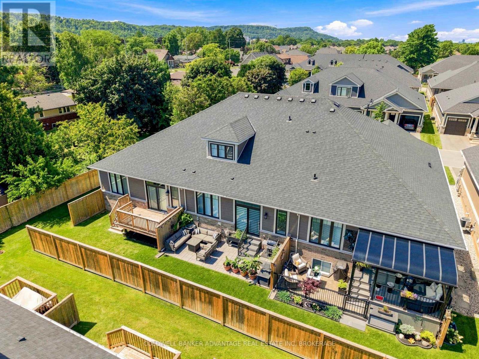 11 Dandurand Court, Grimsby, Ontario  L3M 0H7 - Photo 34 - X13647964