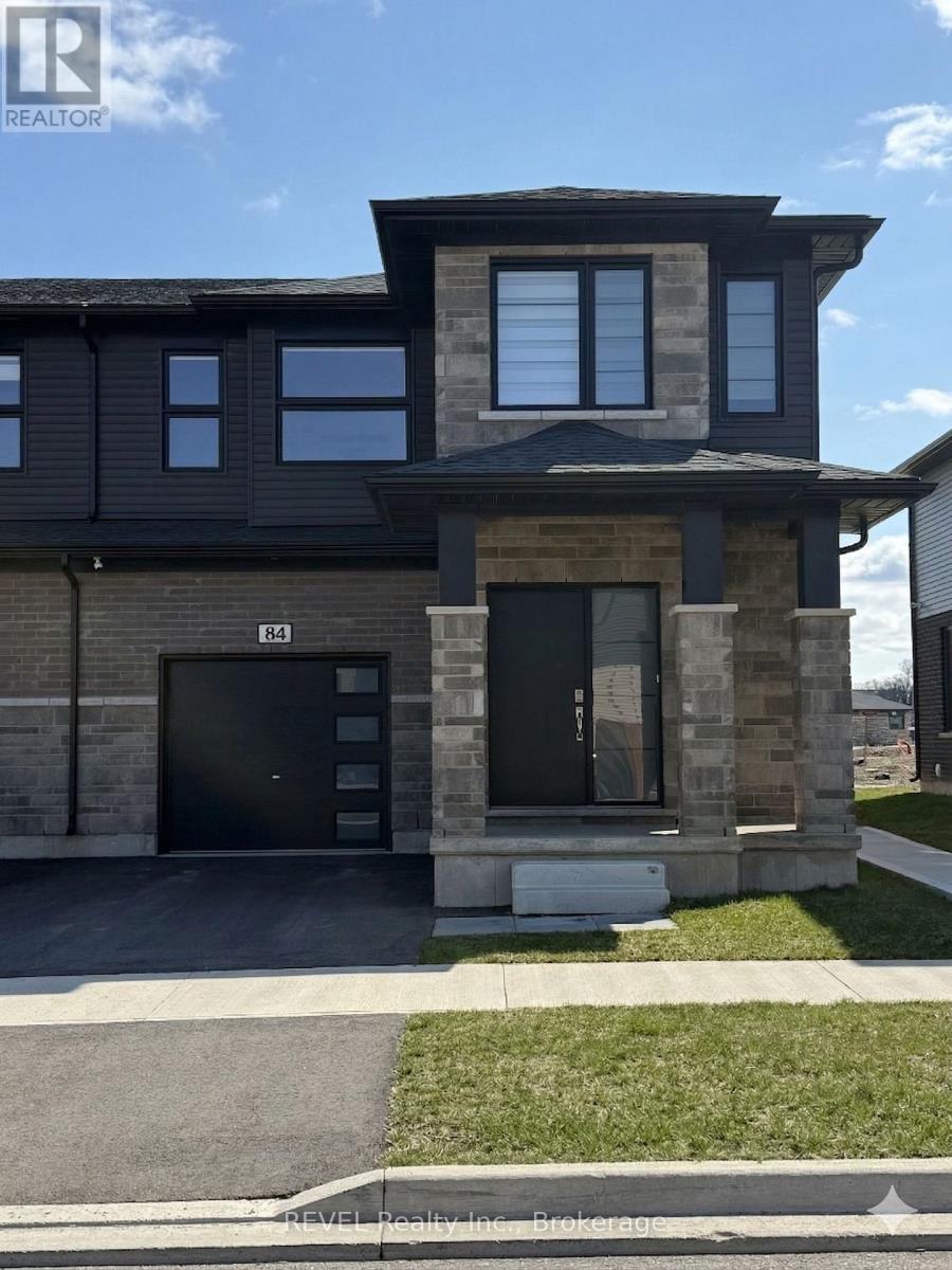 LOWER UNIT - 84 ACACIA ROAD, Pelham, Ontario