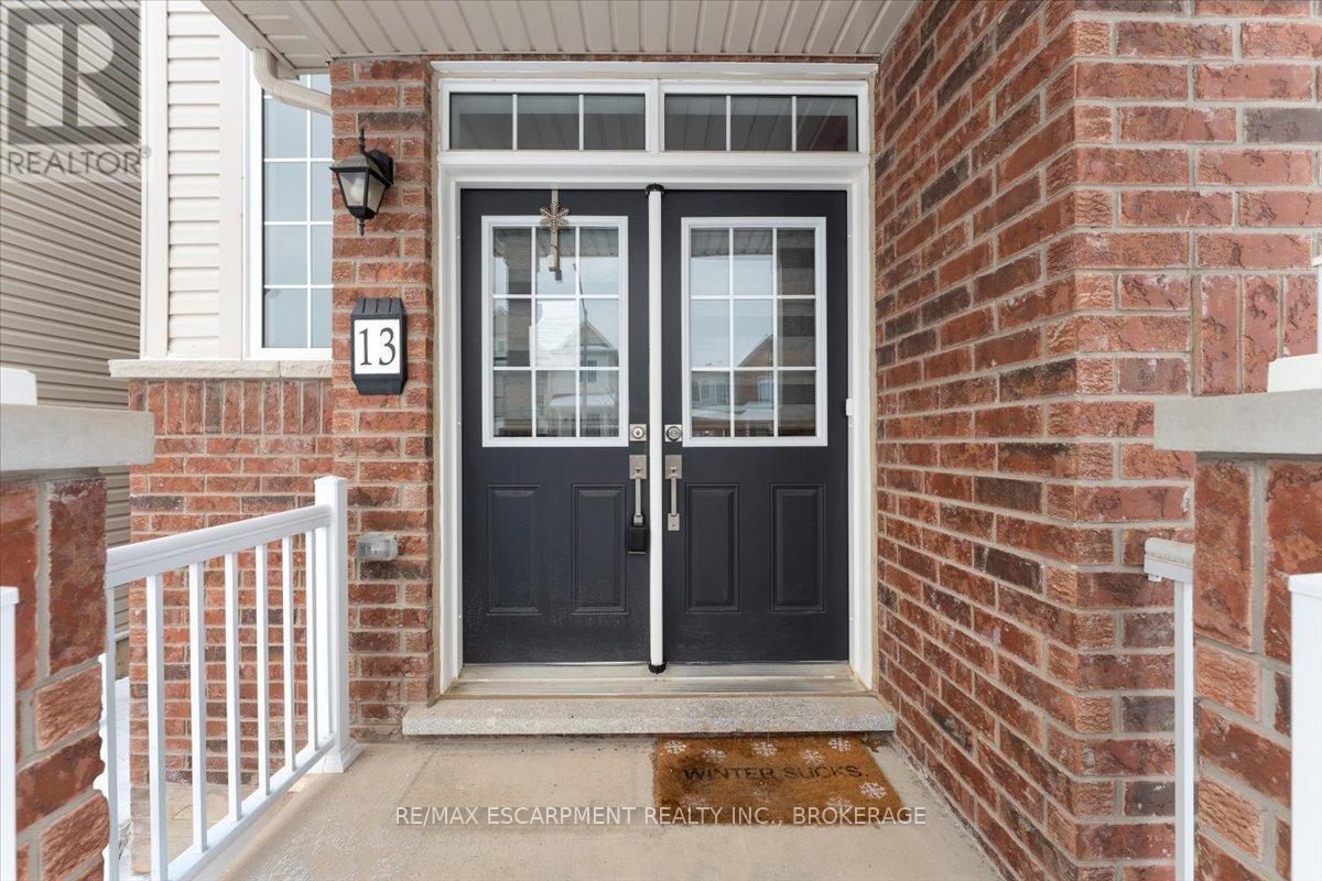 13 Steven Drive, Thorold, Ontario  L3B 0G7 - Photo 5 - X13648954