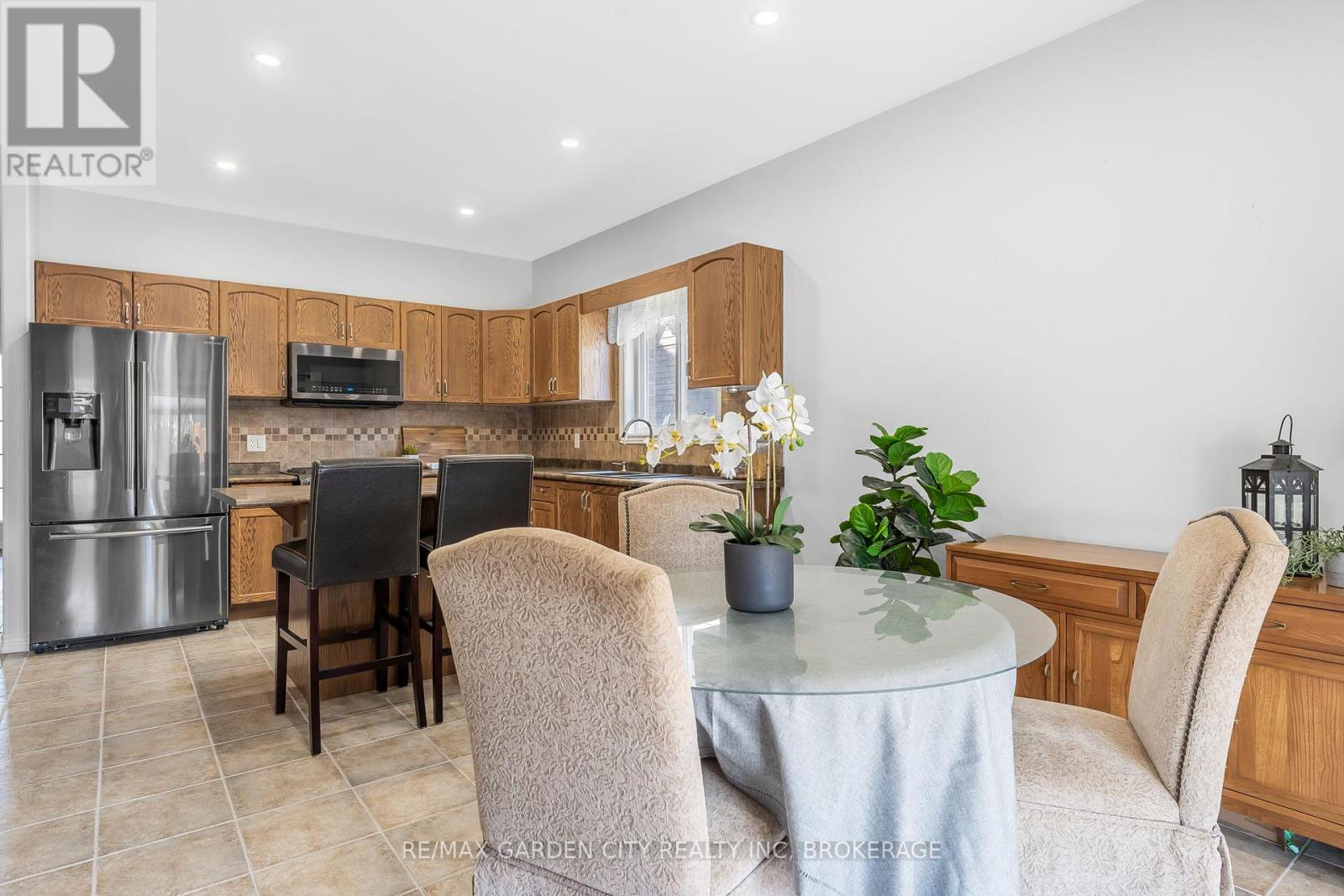 4022 Bush Crescent, Lincoln, Ontario  L3J 0H2 - Photo 12 - X13649548