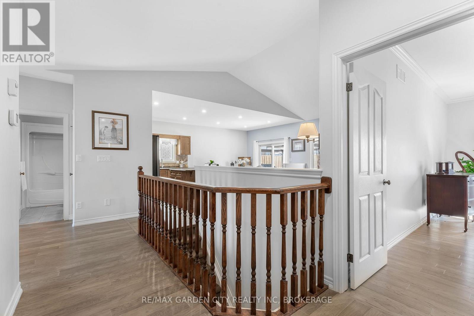 4022 Bush Crescent, Lincoln, Ontario  L3J 0H2 - Photo 15 - X13649548