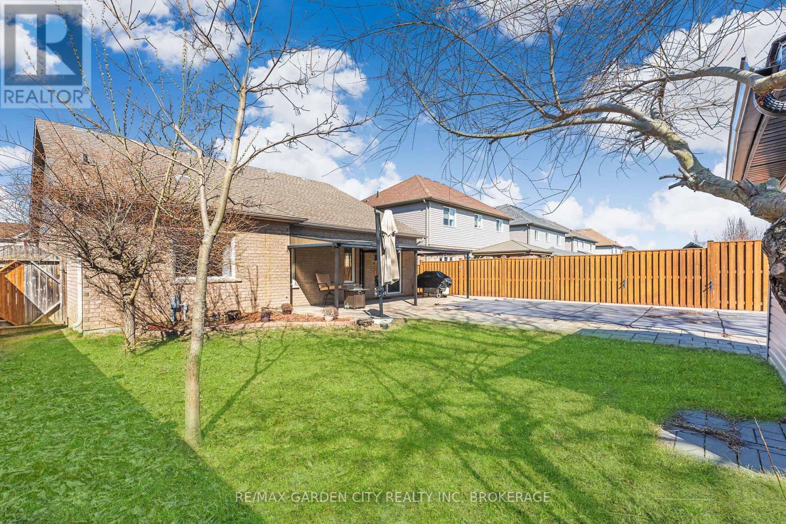 4022 Bush Crescent, Lincoln, Ontario  L3J 0H2 - Photo 31 - X13649548
