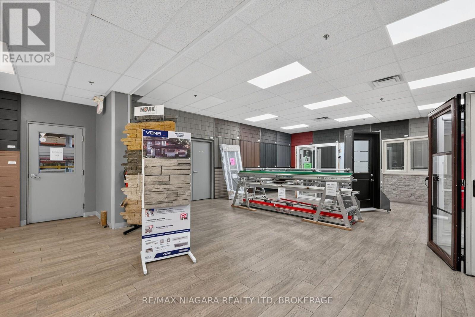 4425 First Avenue N, Niagara Falls, Ontario  L2E 4G1 - Photo 8 - X13604350
