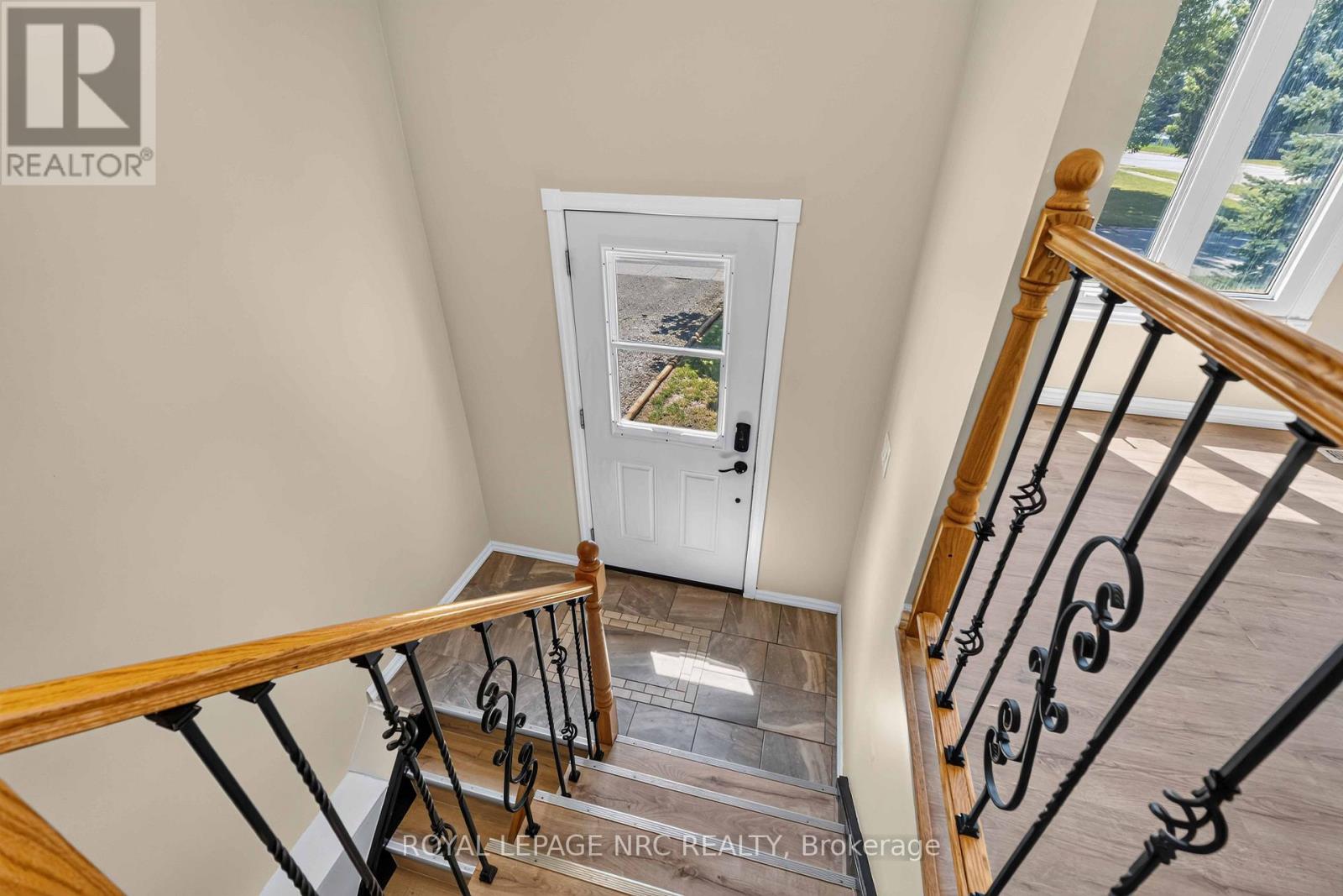 4 Saturn Road, Port Colborne, Ontario  L3K 6B2 - Photo 18 - X13651434
