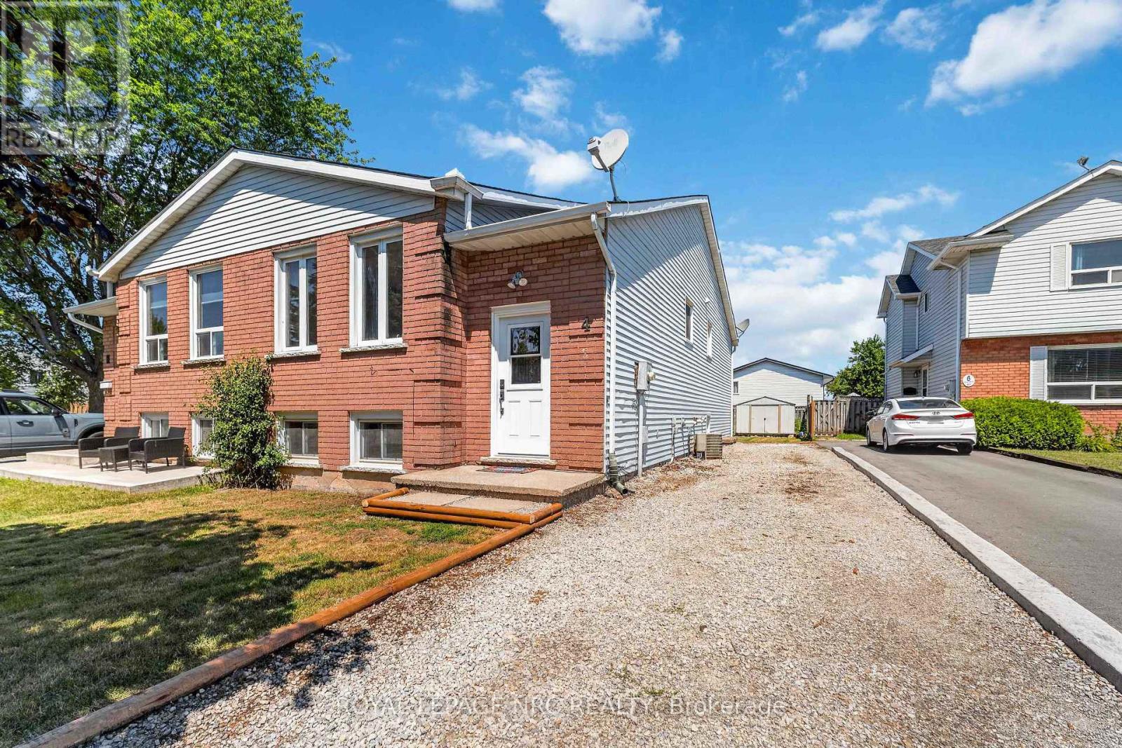 4 Saturn Road, Port Colborne, Ontario  L3K 6B2 - Photo 2 - X13651434