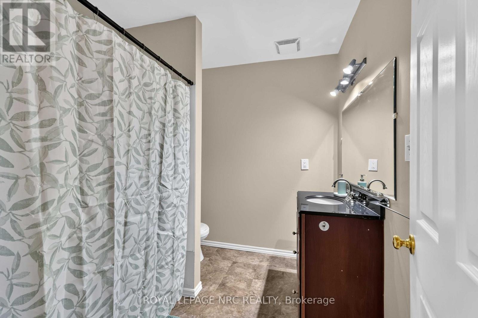 4 Saturn Road, Port Colborne, Ontario  L3K 6B2 - Photo 26 - X13651434