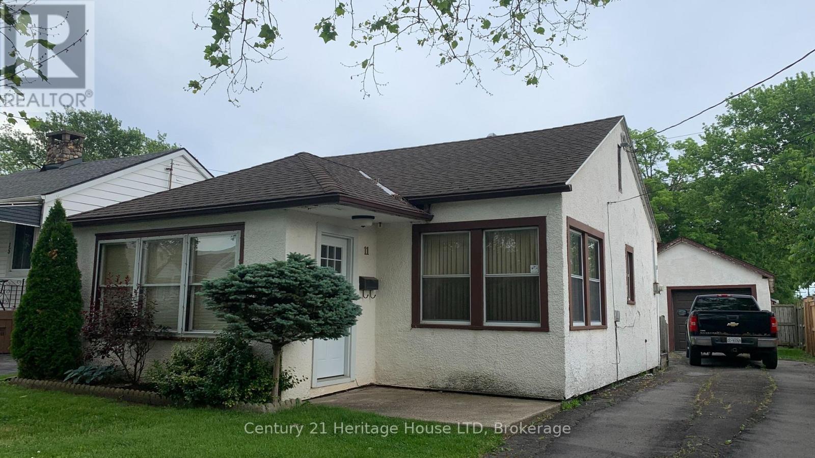 11 ACHILLES AVENUE, Welland, Ontario
