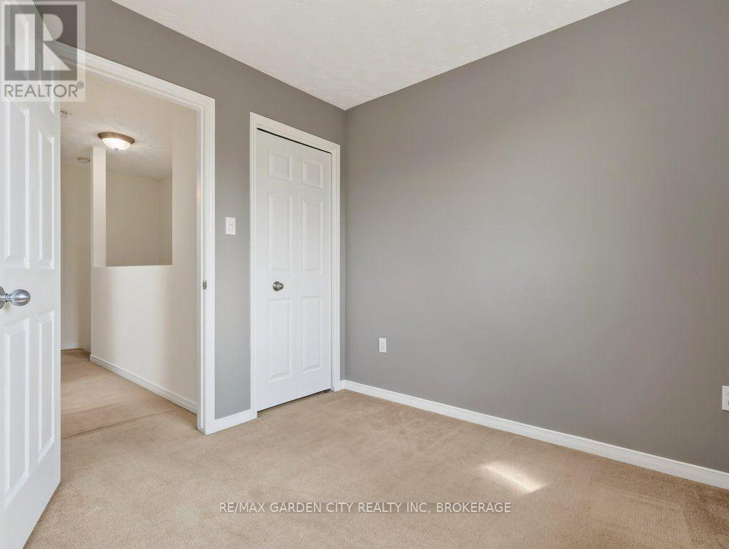 211 Morton Street S, Thorold, Ontario  L2V 1C8 - Photo 24 - X13653018