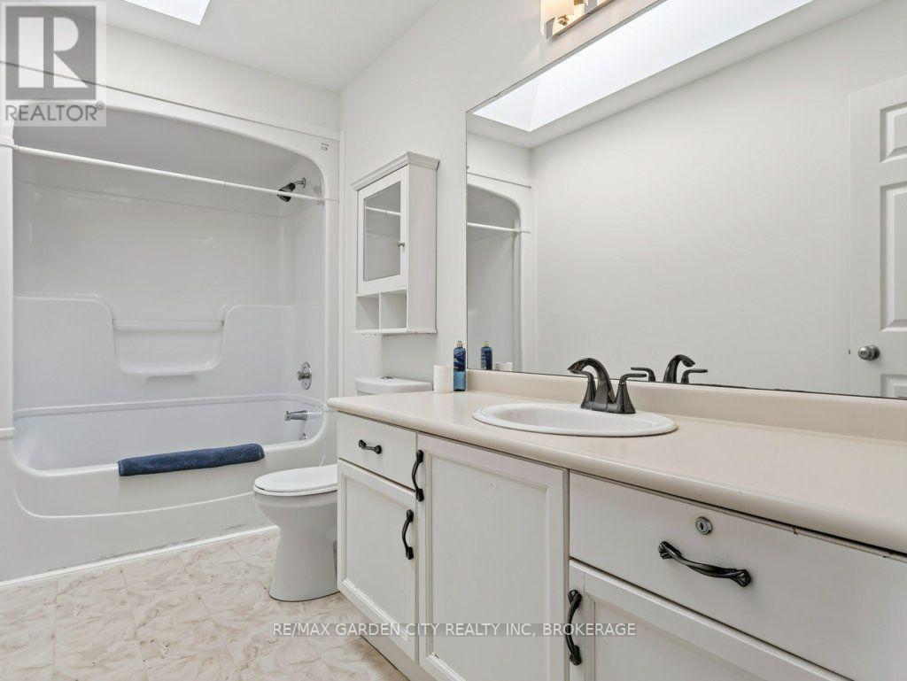211 Morton Street S, Thorold, Ontario  L2V 1C8 - Photo 28 - X13653018