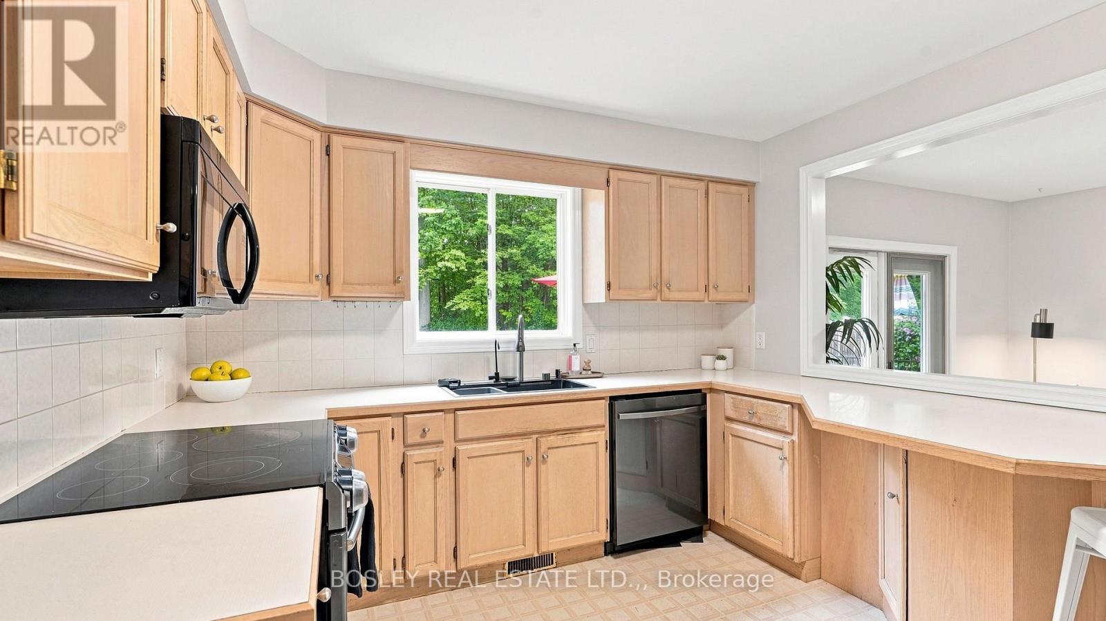 236 Northwood Drive, Welland, Ontario  L3C 6V3 - Photo 9 - X13653200