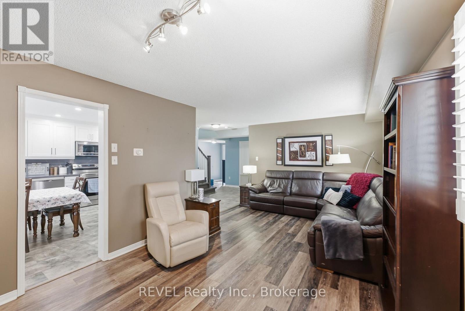 20 Hayloft Court, Brampton, Ontario  L6X 4R7 - Photo 10 - W13653618