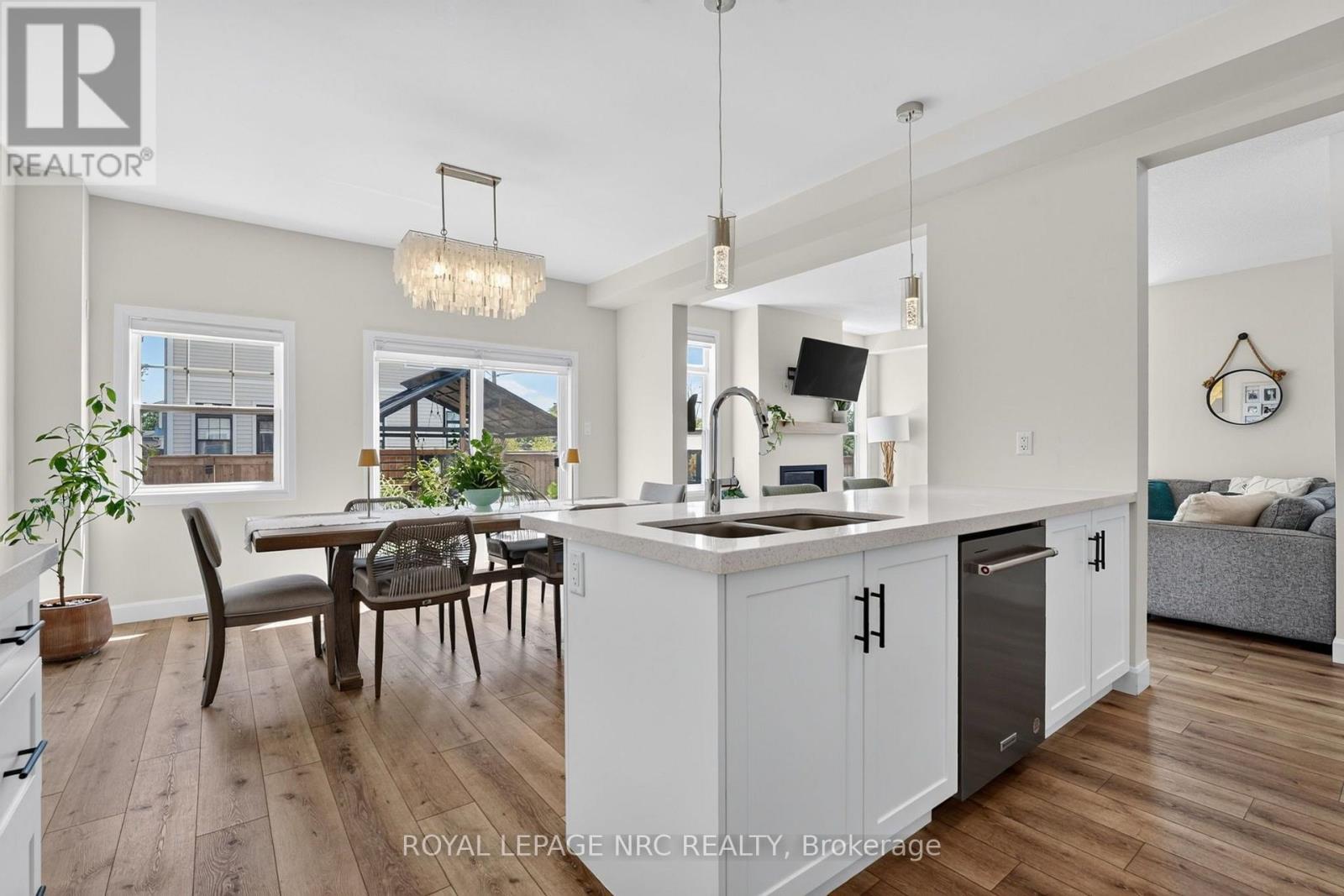 2 Beachwalk Crescent, Fort Erie, Ontario  L0S 1B0 - Photo 11 - X13654142