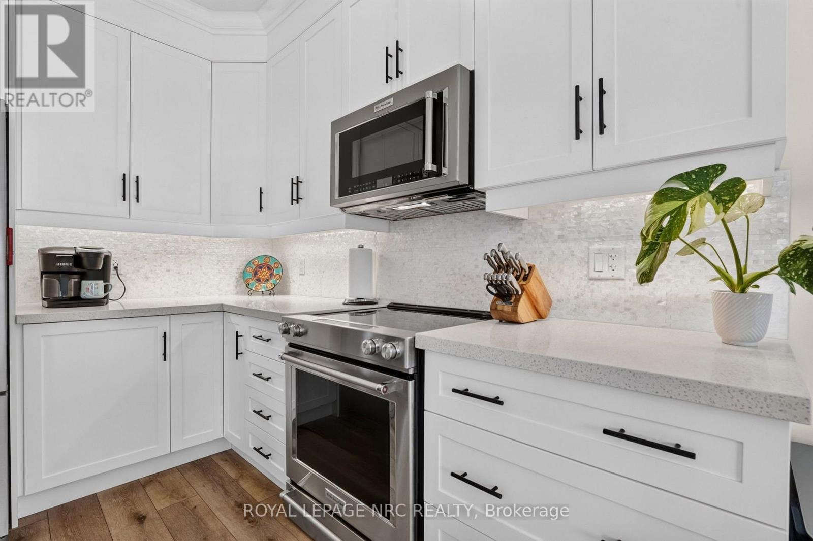 2 Beachwalk Crescent, Fort Erie, Ontario  L0S 1B0 - Photo 15 - X13654142